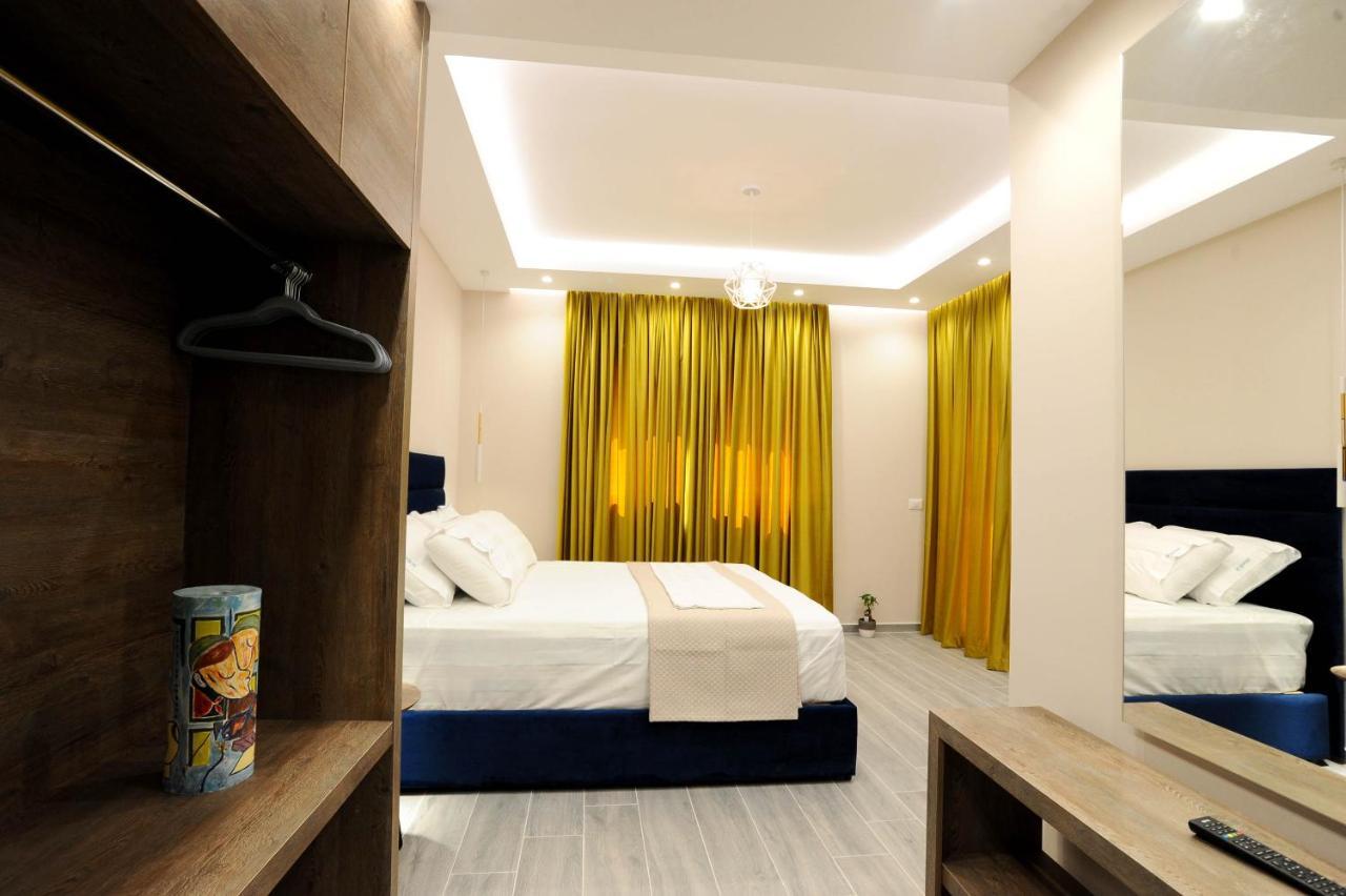 Afrodite Suites Sarandë Exterior foto