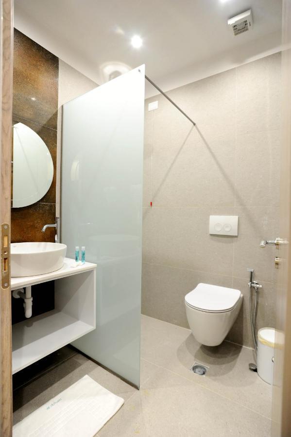 Afrodite Suites Sarandë Exterior foto