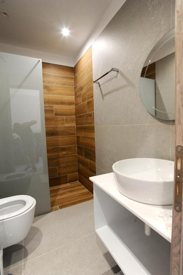 Afrodite Suites Sarandë Exterior foto